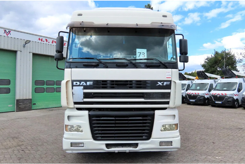 DAF 95.480 EURO 4, 2X FUEL TANK - Cabeza tractora: foto 2 DAF 95.480 EURO 4, 2X FUEL TANK - Cabeza tractora: foto 2