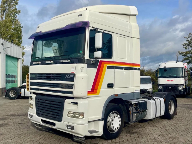 DAF 95.480 VERY CLEAN! EURO 4, PTO, HYDRAULIC, 2X FUEL TANK - Cabeza tractora: foto 1 DAF 95.480 VERY CLEAN! EURO 4, PTO, HYDRAULIC, 2X FUEL TANK - Cabeza tractora: foto 1