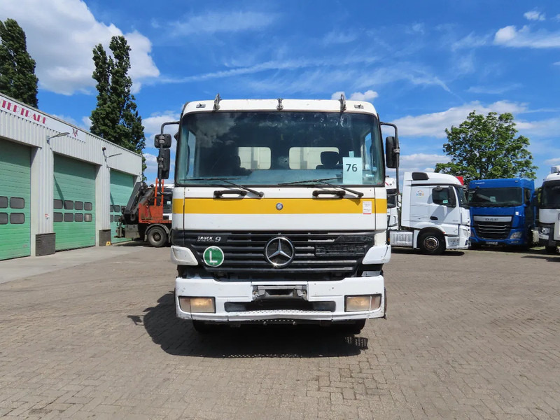 Mercedes-Benz Actros 2535 Crane Palfinger PK17000, 6x2 , 3 pedal. - Camión grúa: foto 4 Mercedes-Benz Actros 2535 Crane Palfinger PK17000, 6x2 , 3 pedal. - Camión grúa: foto 4
