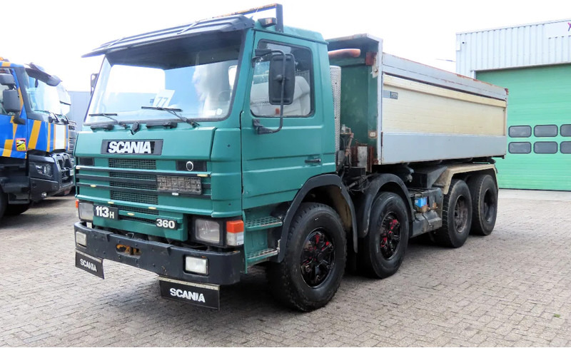 Scania P113-360 8x4 FULL SPRING! SUPER CONDITION! - Camión volquete: foto 4 Scania P113-360 8x4 FULL SPRING! SUPER CONDITION! - Camión volquete: foto 4