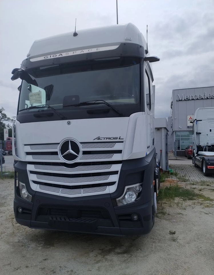 Mercedes-Benz Actros - Cabeza tractora: foto 1 Mercedes-Benz Actros - Cabeza tractora: foto 1