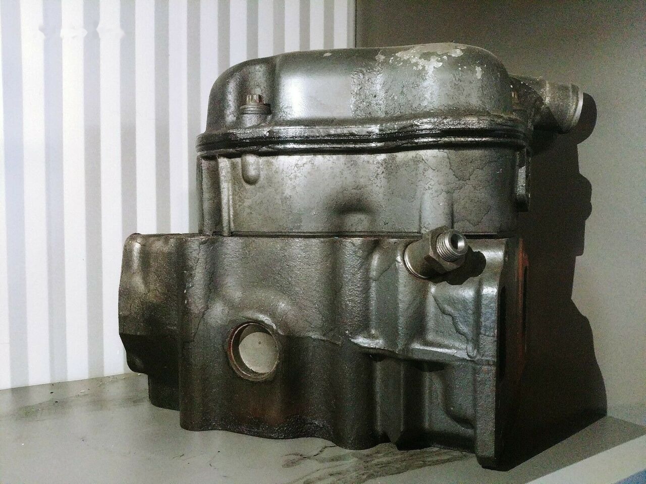 Scania HPI - Cabezal de bloque para Camión: foto 4 Scania HPI - Cabezal de bloque para Camión: foto 4