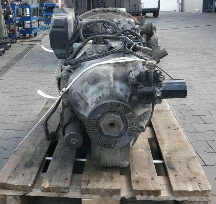 Volvo VT2214B Volvo FH12 FM12 FH13 FM13 FM9 - Caja de cambios para Camión: foto 4 Volvo VT2214B Volvo FH12 FM12 FH13 FM13 FM9 - Caja de cambios para Camión: foto 4
