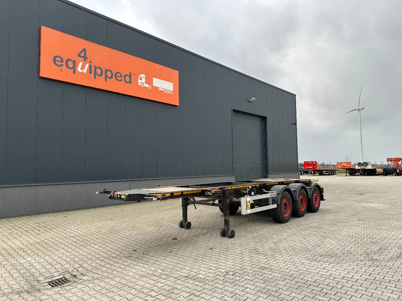 Burg 20FT ADR (EX/II, EX/III, FL, AT) Chassis, Leergewicht : 3.690kg, SAF INTRADISC, 2x Liftachse, NL-Chassis - Semirremolque portacontenedore/ Intercambiable: foto 1 Burg 20FT ADR (EX/II, EX/III, FL, AT) Chassis, Leergewicht : 3.690kg, SAF INTRADISC, 2x Liftachse, NL-Chassis - Semirremolque portacontenedore/ Intercambiable: foto 1