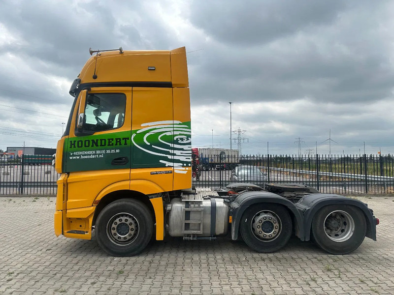Mercedes-Benz Actros 2748 LS 6x2 BROKEN ENGINE - Cabeza tractora: foto 2 Mercedes-Benz Actros 2748 LS 6x2 BROKEN ENGINE - Cabeza tractora: foto 2