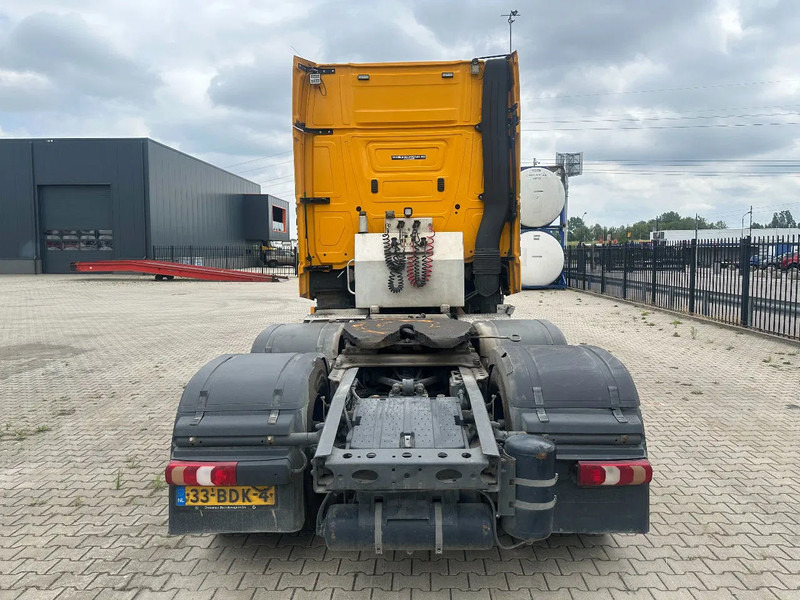 Mercedes-Benz Actros 2748 LS 6x2 BROKEN ENGINE - Cabeza tractora: foto 4 Mercedes-Benz Actros 2748 LS 6x2 BROKEN ENGINE - Cabeza tractora: foto 4