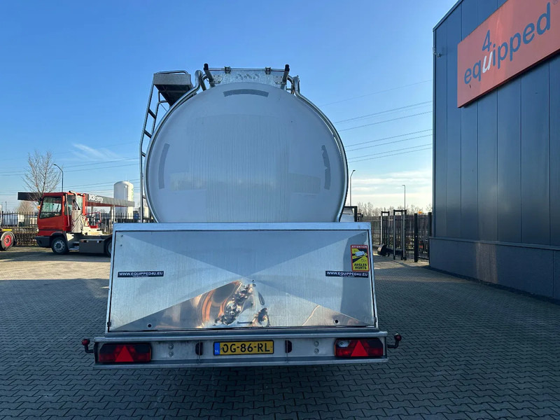 Feldbinder FOOD / LEVENSMIDDELEN/ LEBENSMITTEL / 33.500L / 3-COMP / PUMP / NL-trailer / APK: 05-2026 - Semirremolque cisterna: foto 4 Feldbinder FOOD / LEVENSMIDDELEN/ LEBENSMITTEL / 33.500L / 3-COMP / PUMP / NL-trailer / APK: 05-2026 - Semirremolque cisterna: foto 4