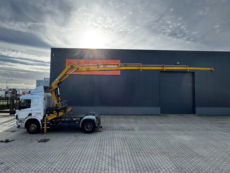 Scania P114-340 + HIAB 19-5 crane + remote / Euro-3 / 3 pedals / NL-truck / APK: 12-2025 - Camión grúa: foto 5 Scania P114-340 + HIAB 19-5 crane + remote / Euro-3 / 3 pedals / NL-truck / APK: 12-2025 - Camión grúa: foto 5