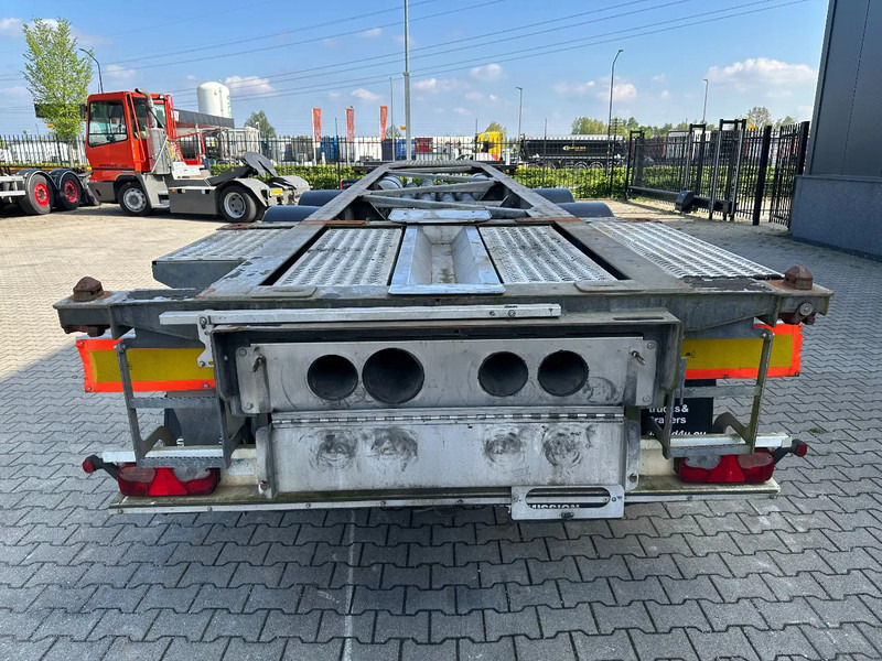 Van Hool 20FT/30FT, ADR (EX/II, EX/III, FL, OX, AT), BPW + drum, ALCOA, galvanized, liftaxle, NL-Chassis - Semirremolque portacontenedore/ Intercambiable: foto 5 Van Hool 20FT/30FT, ADR (EX/II, EX/III, FL, OX, AT), BPW + drum, ALCOA, galvanized, liftaxle, NL-Chassis - Semirremolque portacontenedore/ Intercambiable: foto 5
