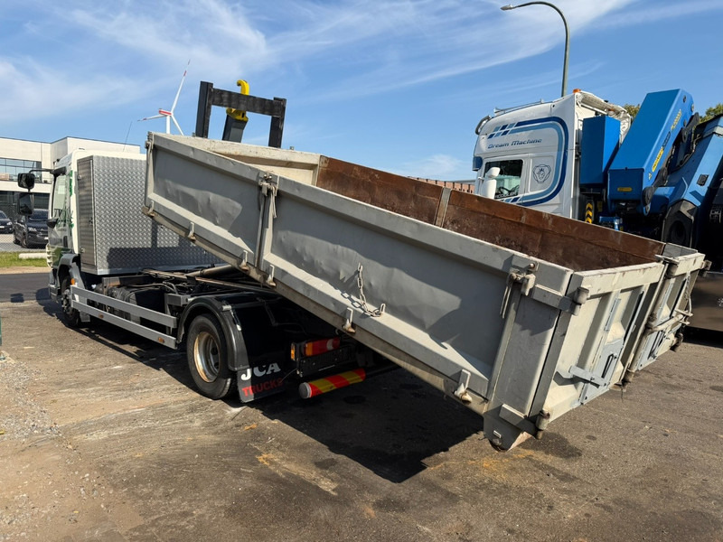 DAF LF 45.180 - 12T - 4x2 HOOKLIFT / HAAKSYTEEM / ABROLLKIPPER / AMPLIROL - *320.000km* - EURO 5 - TÜV 06/2026 - BE TRUCK - Camión multibasculante: foto 4 DAF LF 45.180 - 12T - 4x2 HOOKLIFT / HAAKSYTEEM / ABROLLKIPPER / AMPLIROL - *320.000km* - EURO 5 - TÜV 06/2026 - BE TRUCK - Camión multibasculante: foto 4