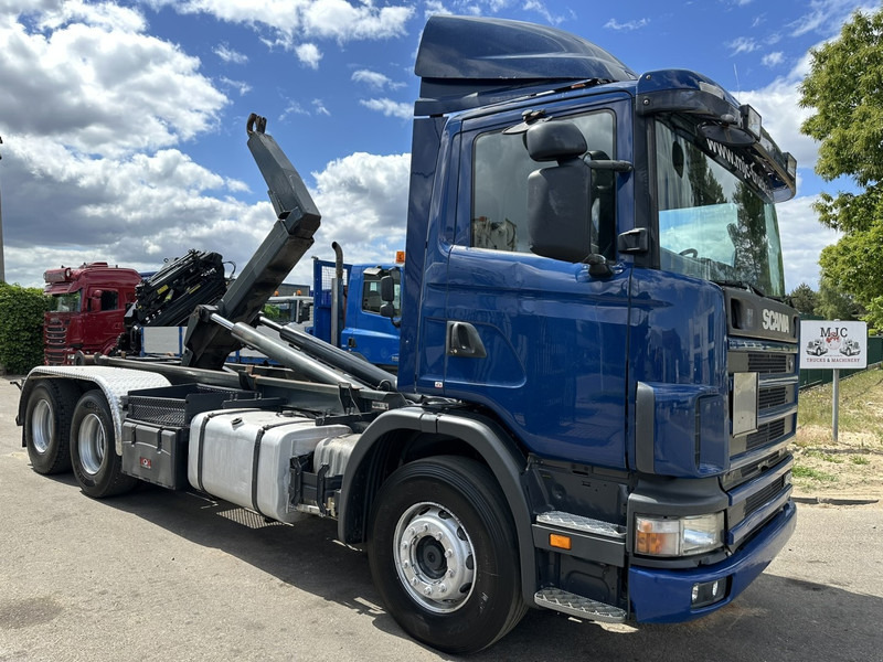 Scania 124L-420 6x2 HOOKLIFT VDL 20T - STEEL SPRING / BALLESTAS / BLATT - MANUAL - MECHANICAL PUMP - 10 TIRES DOUBLE WHEELS - Camión multibasculante: foto 1 Scania 124L-420 6x2 HOOKLIFT VDL 20T - STEEL SPRING / BALLESTAS / BLATT - MANUAL - MECHANICAL PUMP - 10 TIRES DOUBLE WHEELS - Camión multibasculante: foto 1