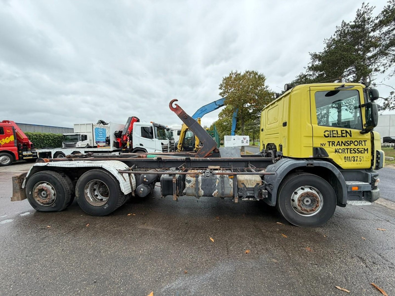Scania 94G-260 6x2 HOOKLIFT / GANCHO - MANUAL - BE TRUCK - Camión multibasculante: foto 4 Scania 94G-260 6x2 HOOKLIFT / GANCHO - MANUAL - BE TRUCK - Camión multibasculante: foto 4