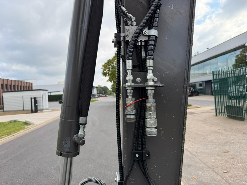 Volvo ECR 58 F FULL HYDR - 2911 H - HYDR QUICKHITCH - A/C - BLADE - CE - BE MACHINE - Miniexcavadora: foto 5 Volvo ECR 58 F FULL HYDR - 2911 H - HYDR QUICKHITCH - A/C - BLADE - CE - BE MACHINE - Miniexcavadora: foto 5