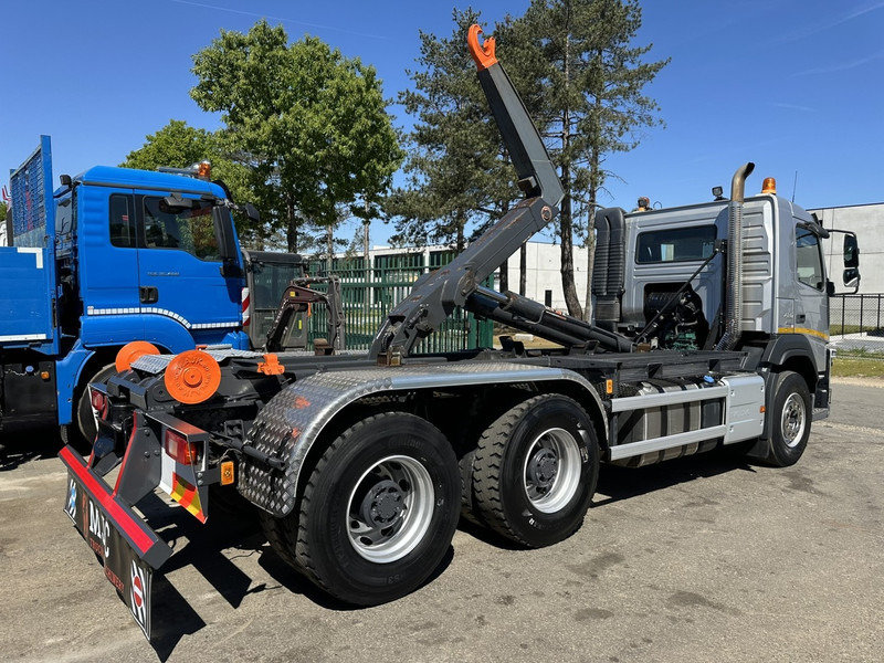 Volvo FM 420 6x4 AJK HOOKLIFT / HAAK 20T - 5760mm - WB 3m90 - *266.000km* - HUB REDUCTION / STEEL SUSPENSION - EURO 6 - BE TRUCK - Camión multibasculante: foto 5 Volvo FM 420 6x4 AJK HOOKLIFT / HAAK 20T - 5760mm - WB 3m90 - *266.000km* - HUB REDUCTION / STEEL SUSPENSION - EURO 6 - BE TRUCK - Camión multibasculante: foto 5
