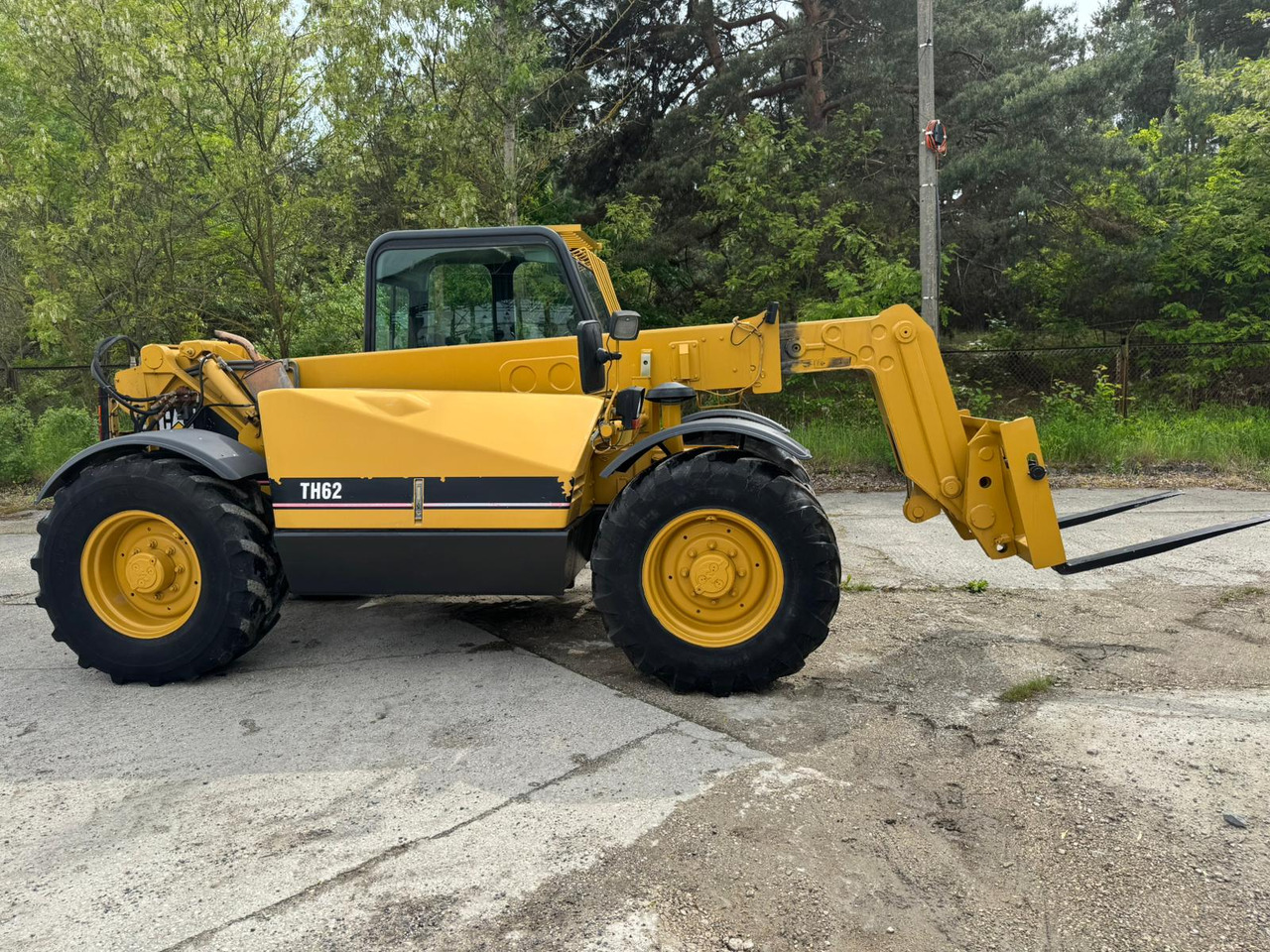 CATERPILLAR CAT TH 62 - Cargadora de ruedas: foto 2 CATERPILLAR CAT TH 62 - Cargadora de ruedas: foto 2