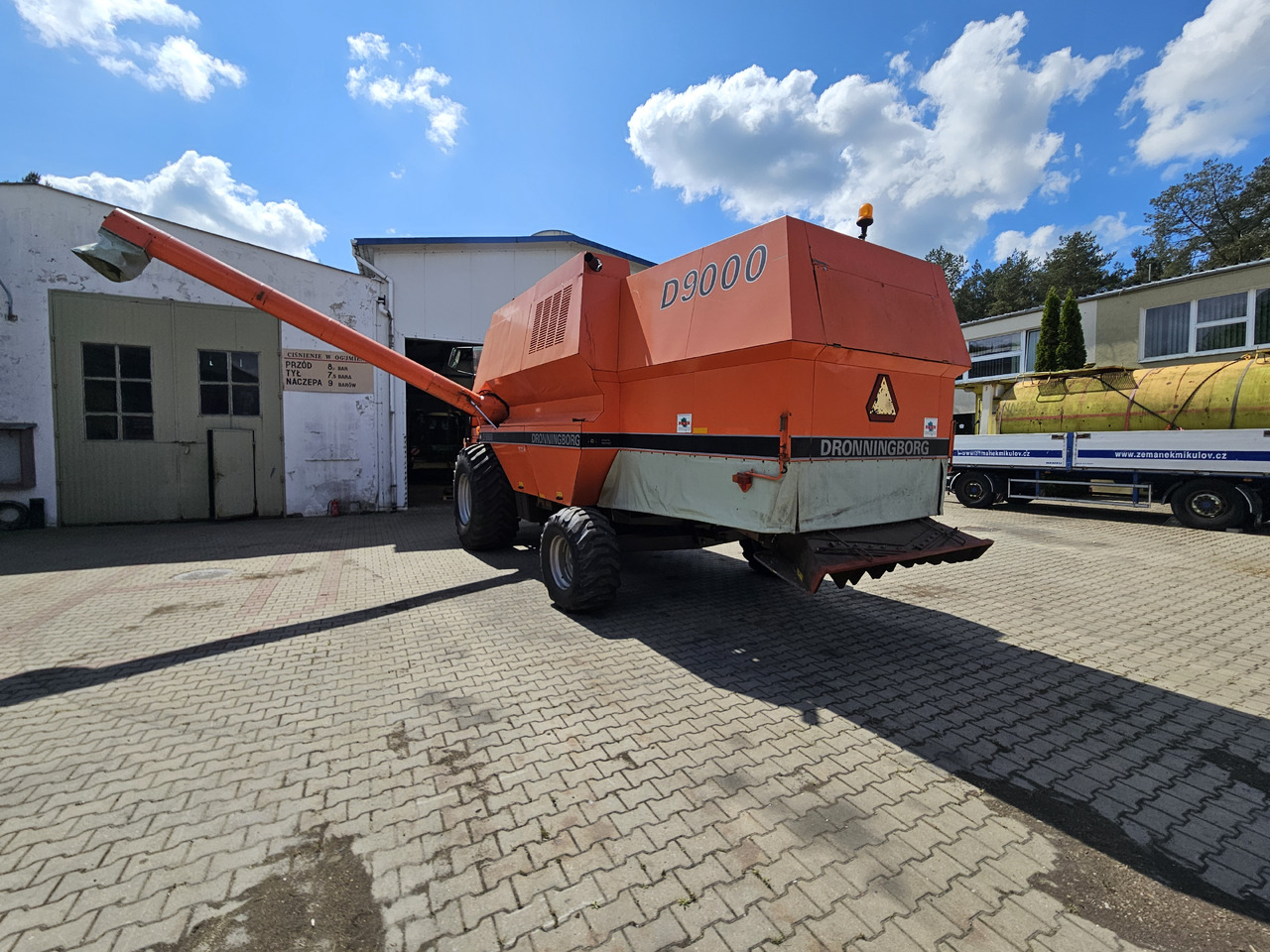 Dronningborg D9000 - Cosechadora de granos: foto 4 Dronningborg D9000 - Cosechadora de granos: foto 4