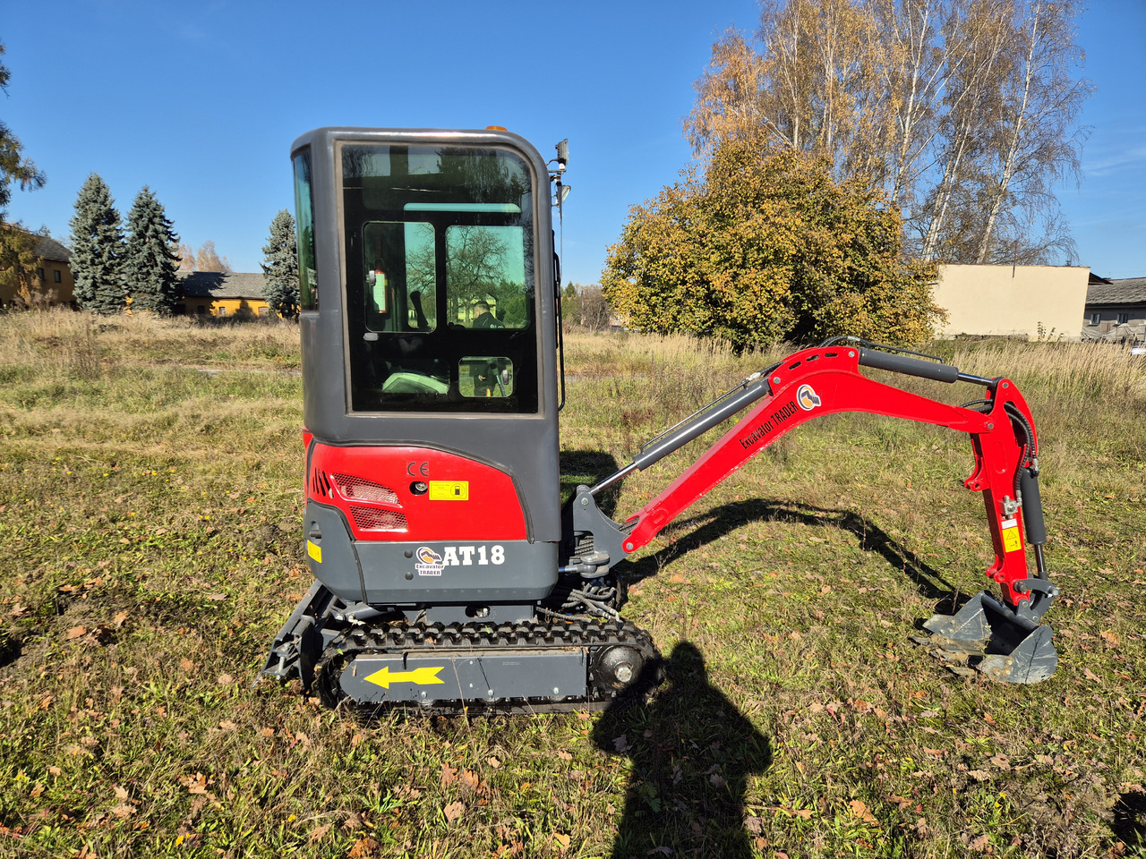 EXCAVATOR TRADER AT18 powered by KUBOTA d902 - Miniexcavadora: foto 1 EXCAVATOR TRADER AT18 powered by KUBOTA d902 - Miniexcavadora: foto 1