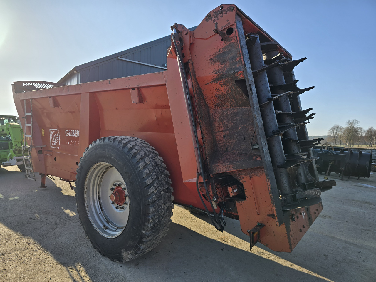 GILIBERT HELIOS 15 - Esparcidor de estiércol: foto 3 GILIBERT HELIOS 15 - Esparcidor de estiércol: foto 3