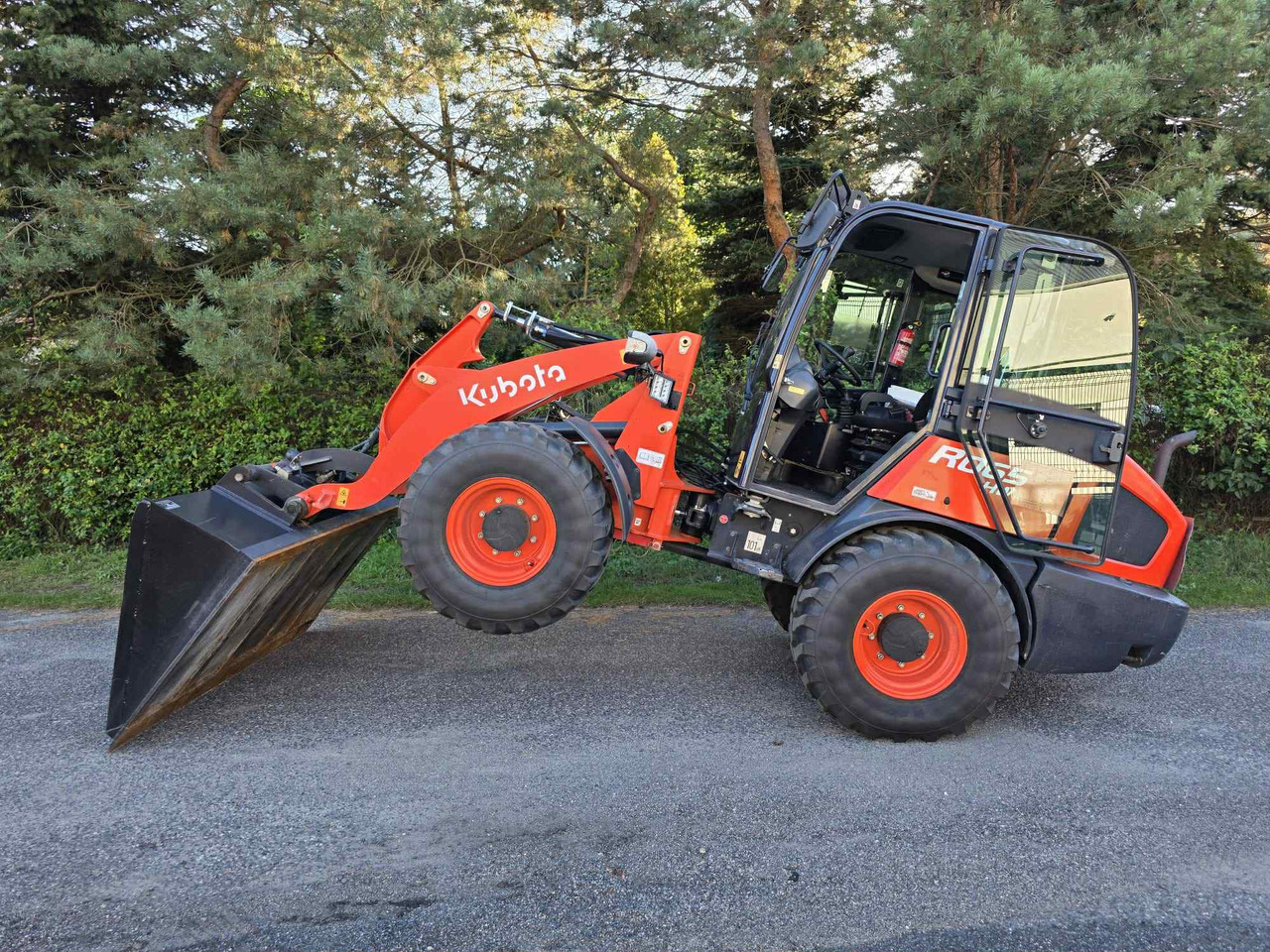 Kubota R065 HW - Cargadora de ruedas: foto 1 Kubota R065 HW - Cargadora de ruedas: foto 1