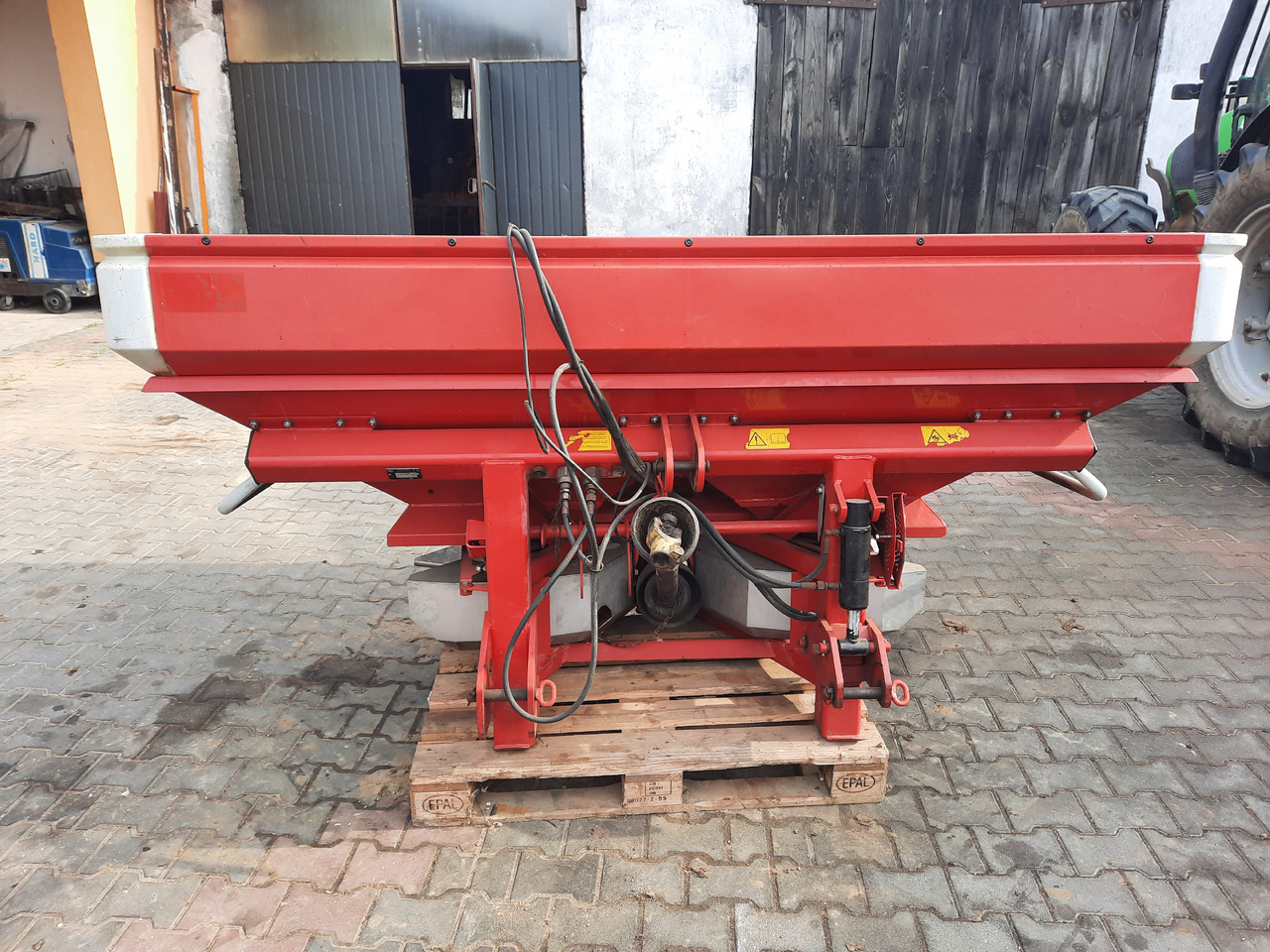 LELY CENTERLINER SX 2000 L - Esparcidor de fertilizantes: foto 2 LELY CENTERLINER SX 2000 L - Esparcidor de fertilizantes: foto 2