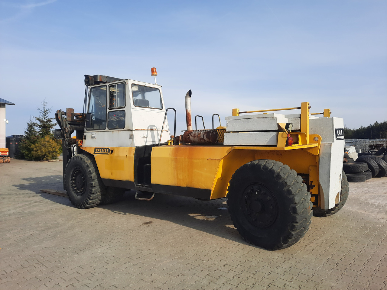 Valmet TD2712 - A25036 - Carretilla para contenedores: foto 5 Valmet TD2712 - A25036 - Carretilla para contenedores: foto 5