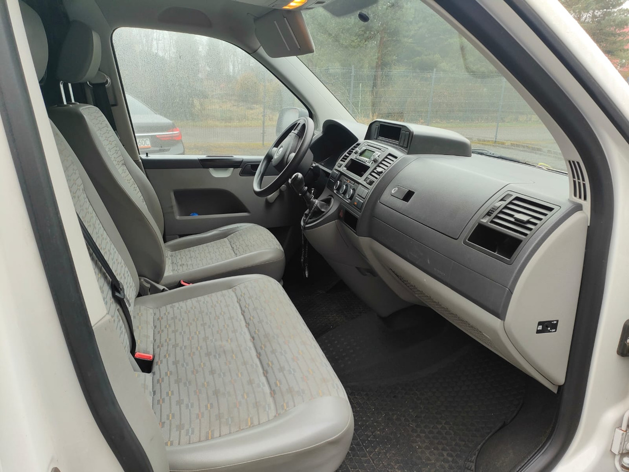 Volkswagen Transporter T 5.1 - Coche: foto 4 Volkswagen Transporter T 5.1 - Coche: foto 4