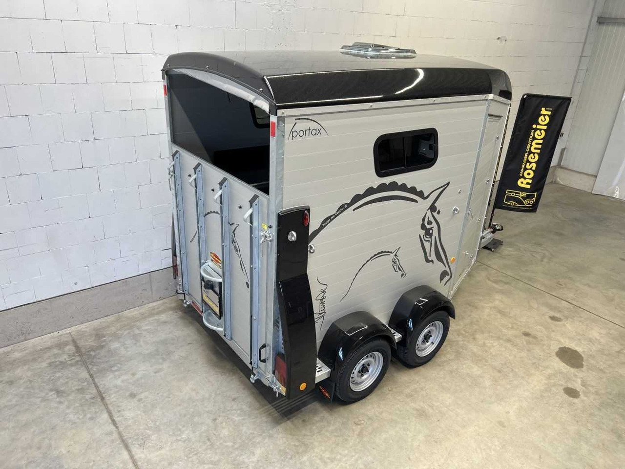 BOECKMANN Portax E Art Line Pferdeanhänger - Remolque para caballos: foto 5 BOECKMANN Portax E Art Line Pferdeanhänger - Remolque para caballos: foto 5