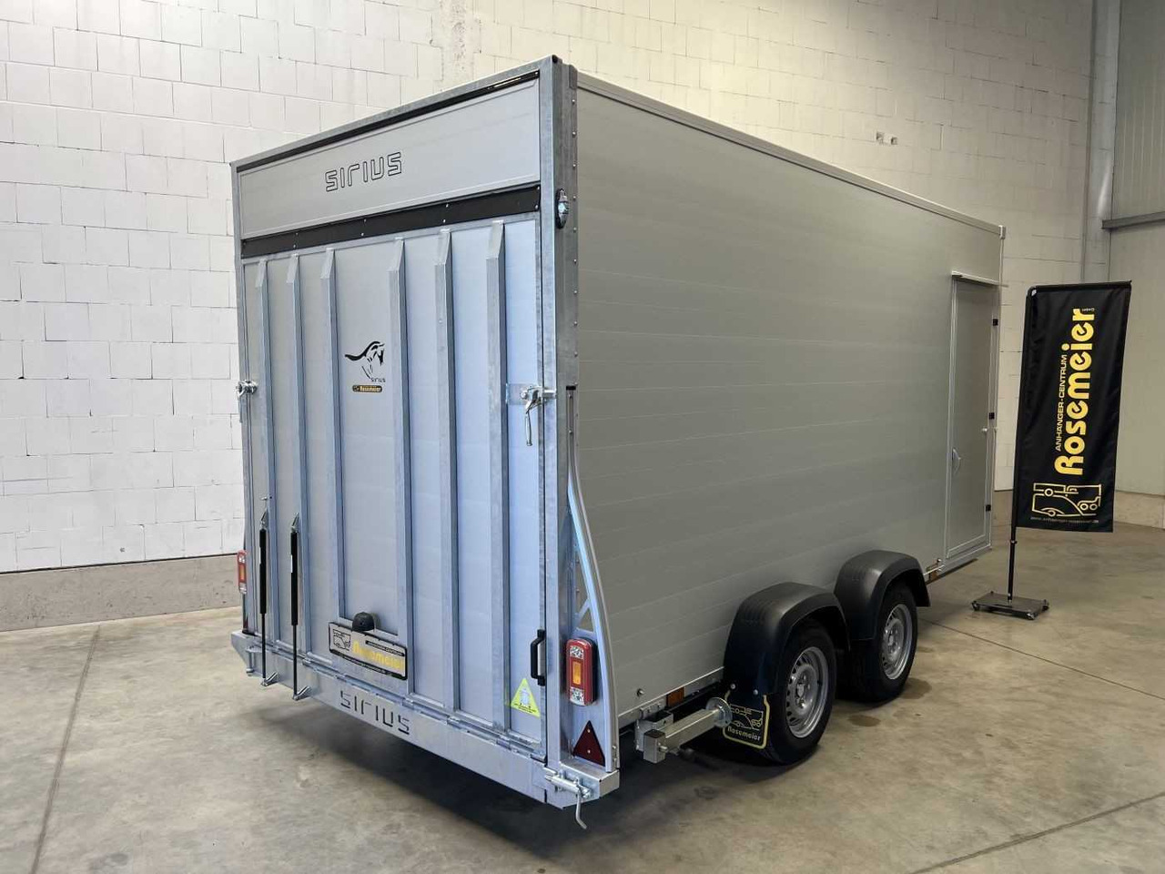 G270 Tür Kofferanhänger Sirius - Remolque caja cerrada: foto 4 G270 Tür Kofferanhänger Sirius - Remolque caja cerrada: foto 4