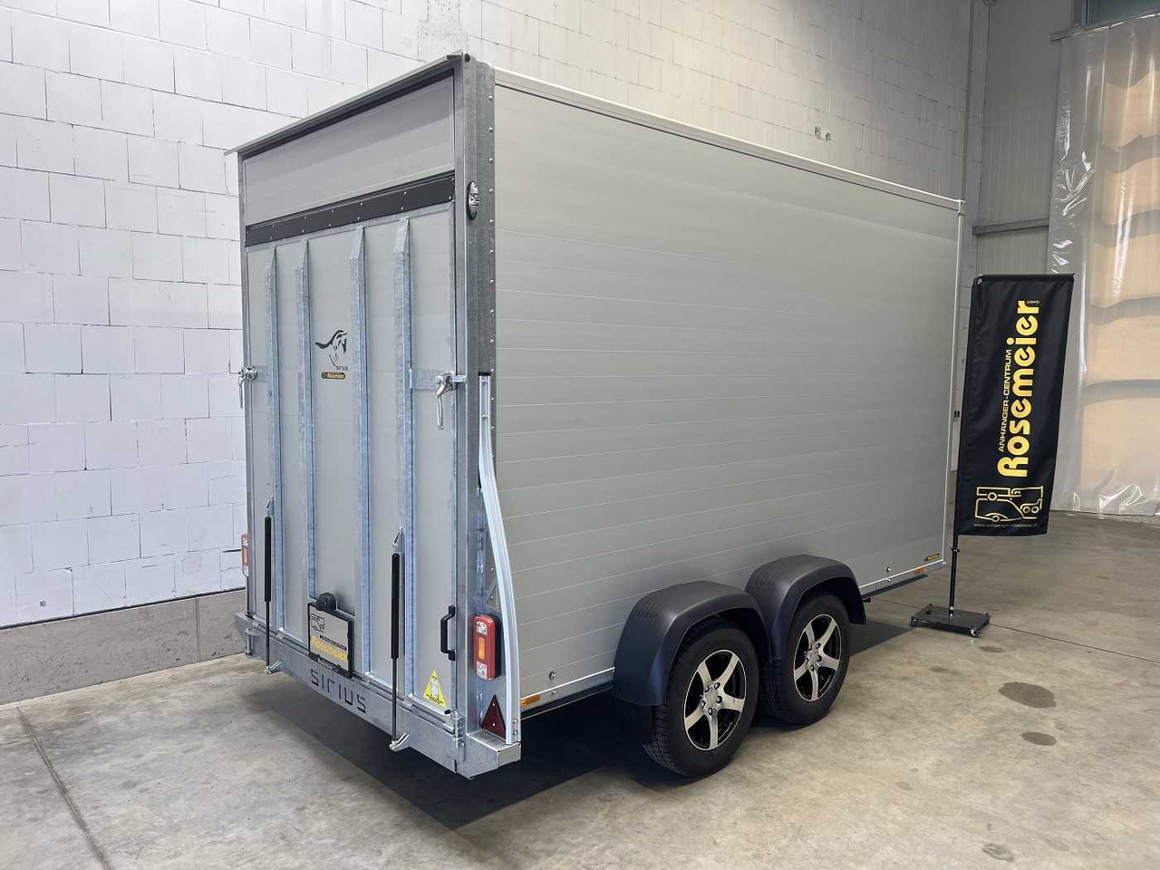 Kargo G375 Sirius Kofferanhänger - Remolque caja cerrada: foto 4 Kargo G375 Sirius Kofferanhänger - Remolque caja cerrada: foto 4