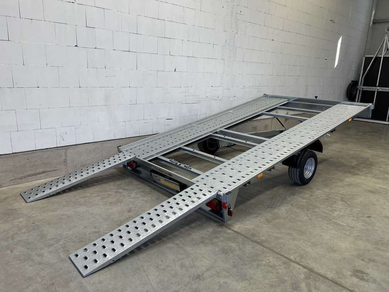 TPV HL-EBK 3520/15 Autotransporter - Remolque portavehículos: foto 2 TPV HL-EBK 3520/15 Autotransporter - Remolque portavehículos: foto 2