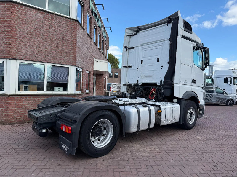 Mercedes-Benz Actros Actros 1842LS Euro6 / 2x Tank / 894.013km / Smart Tacho / TOP ZUSTAND !!!!!!! - Cabeza tractora: foto 5 Mercedes-Benz Actros Actros 1842LS Euro6 / 2x Tank / 894.013km / Smart Tacho / TOP ZUSTAND !!!!!!! - Cabeza tractora: foto 5