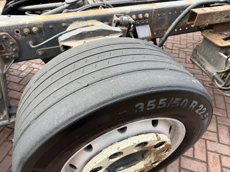 Camión chasis DAF XF 460 XF460 6X2 SCC EURO6 CHASSIS - HOLLAND TRUCK - SMART TACHO -TOP CONDITION!!!!: foto 19 Camión chasis DAF XF 460 XF460 6X2 SCC EURO6 CHASSIS - HOLLAND TRUCK - SMART TACHO -TOP CONDITION!!!!: foto 19