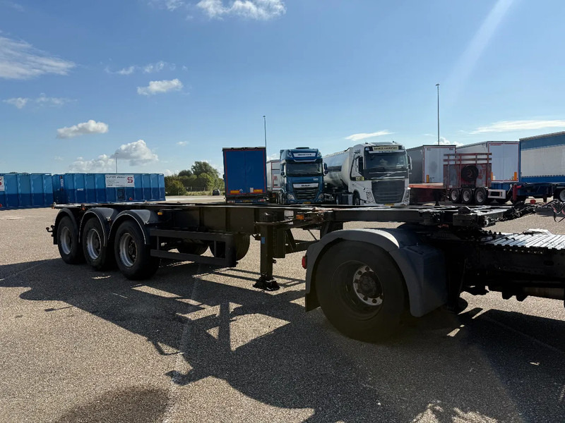 Van Hool Van Hool container chassis / SAF drum / 2x Lift Axle / tankcontainer - Semirremolque portacontenedore/ Intercambiable: foto 3 Van Hool Van Hool container chassis / SAF drum / 2x Lift Axle / tankcontainer - Semirremolque portacontenedore/ Intercambiable: foto 3