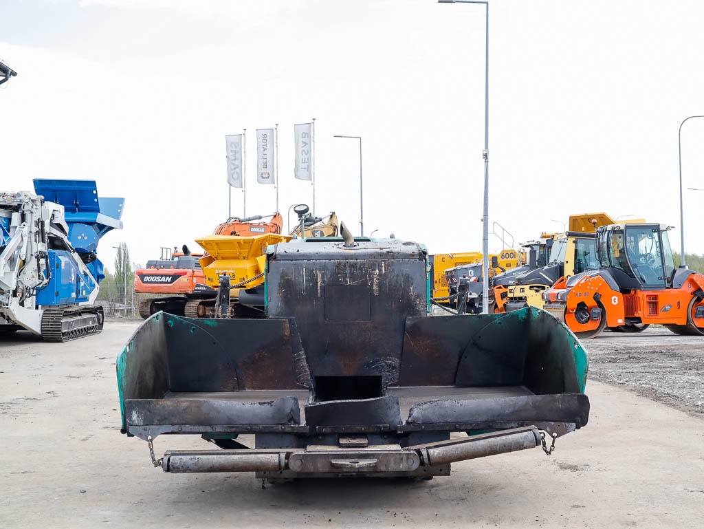 Pavimentadora de asfalto VÖGELE SUPER 800-3i: foto 9