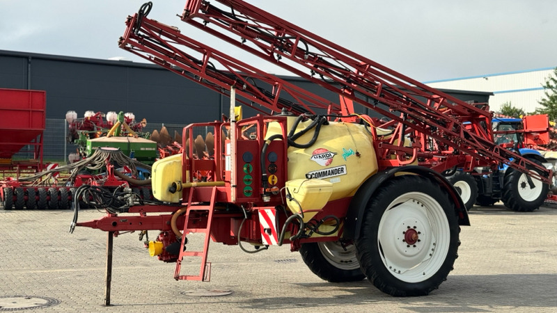 Hardi Commander 2800 Plus 24m - Pulverizador: foto 1 Hardi Commander 2800 Plus 24m - Pulverizador: foto 1