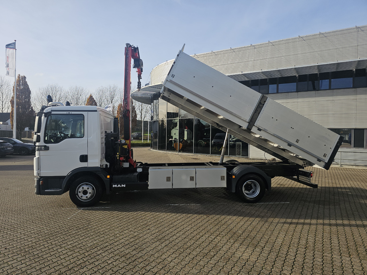 MAN TGL 10.220 - Camión volquete: foto 5 MAN TGL 10.220 - Camión volquete: foto 5