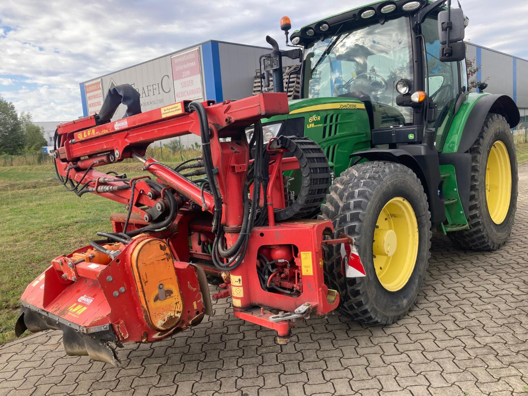 John Deere 6110R - Tractor: foto 5 John Deere 6110R - Tractor: foto 5