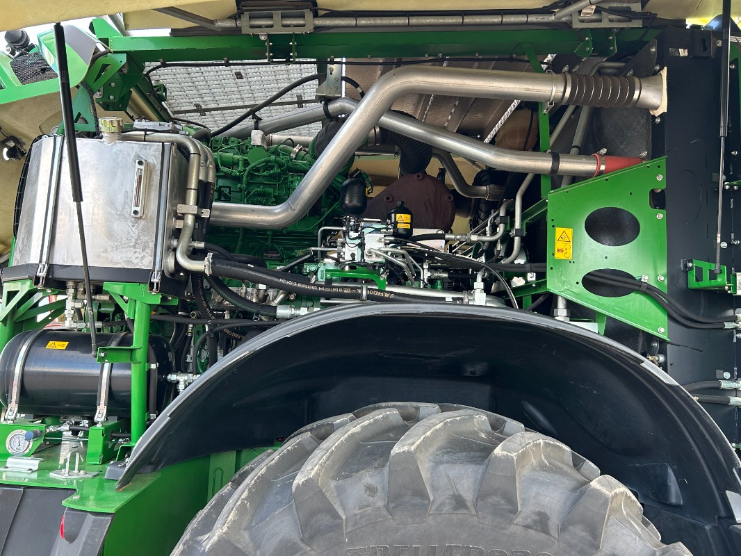 John Deere 8400 mit Kemper 475 Plus - Cosechadora: foto 3 John Deere 8400 mit Kemper 475 Plus - Cosechadora: foto 3