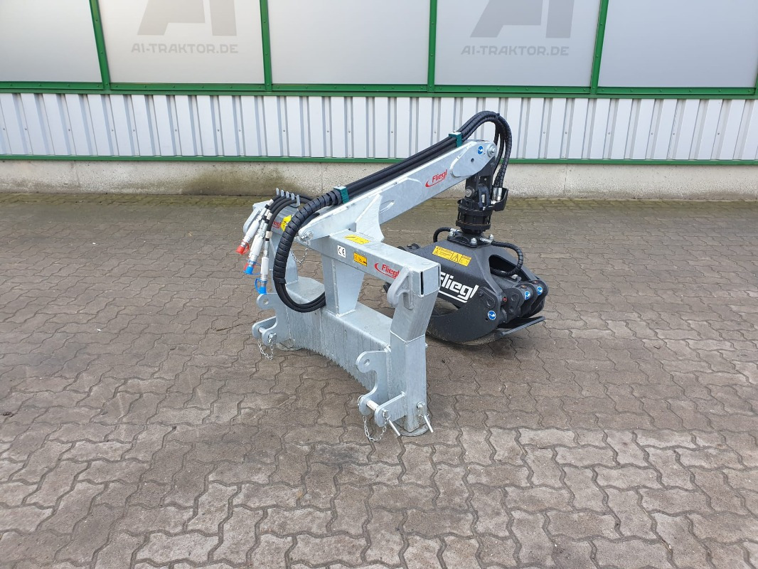 Fliegl RZ 185 COMBI PLUS - Maquinaria forestal: foto 1 Fliegl RZ 185 COMBI PLUS - Maquinaria forestal: foto 1