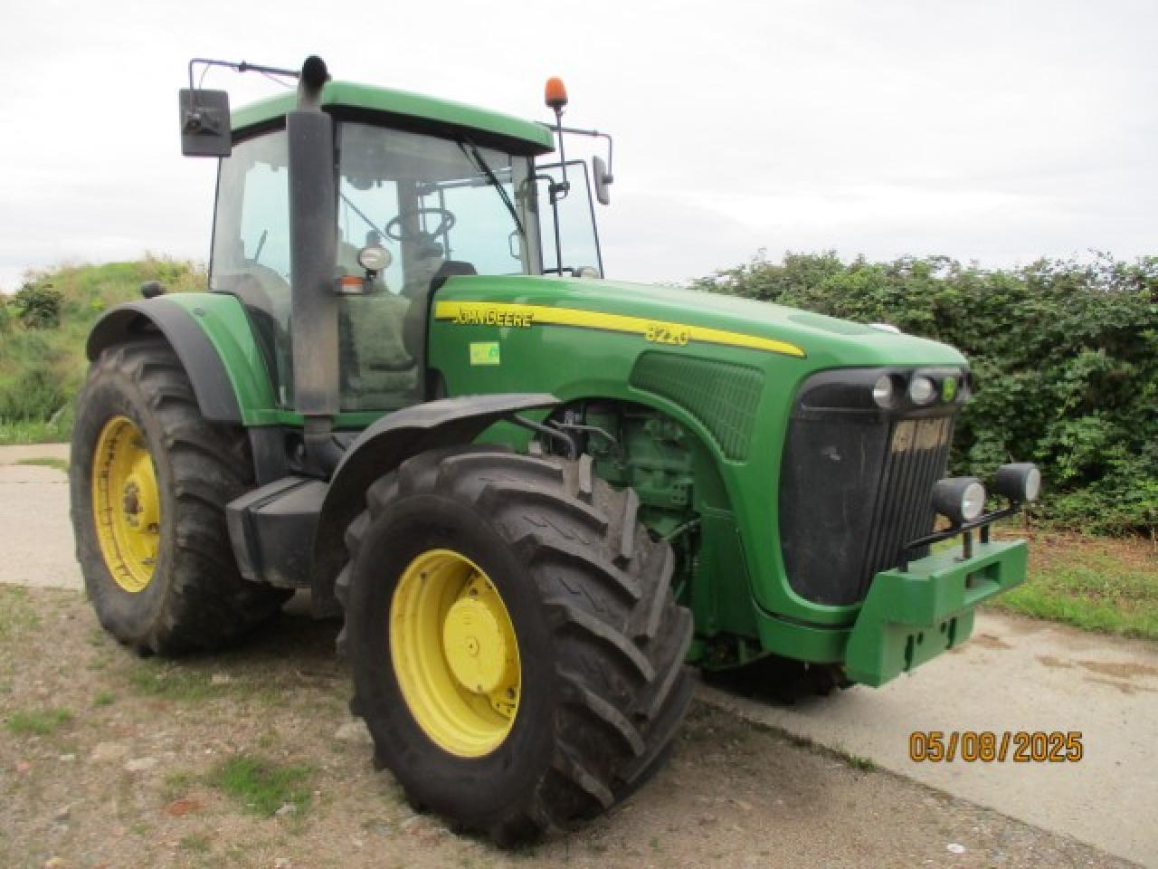 John Deere 8220 Power Schift 7290 Std. - Tractor: foto 1 John Deere 8220 Power Schift 7290 Std. - Tractor: foto 1