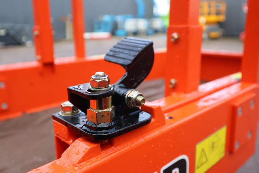 Plataforma de tijeras Dingli JCPT0607DCH-XD Valid inspection, *Guarantee! Elect: foto 13 Plataforma de tijeras Dingli JCPT0607DCH-XD Valid inspection, *Guarantee! Elect: foto 13