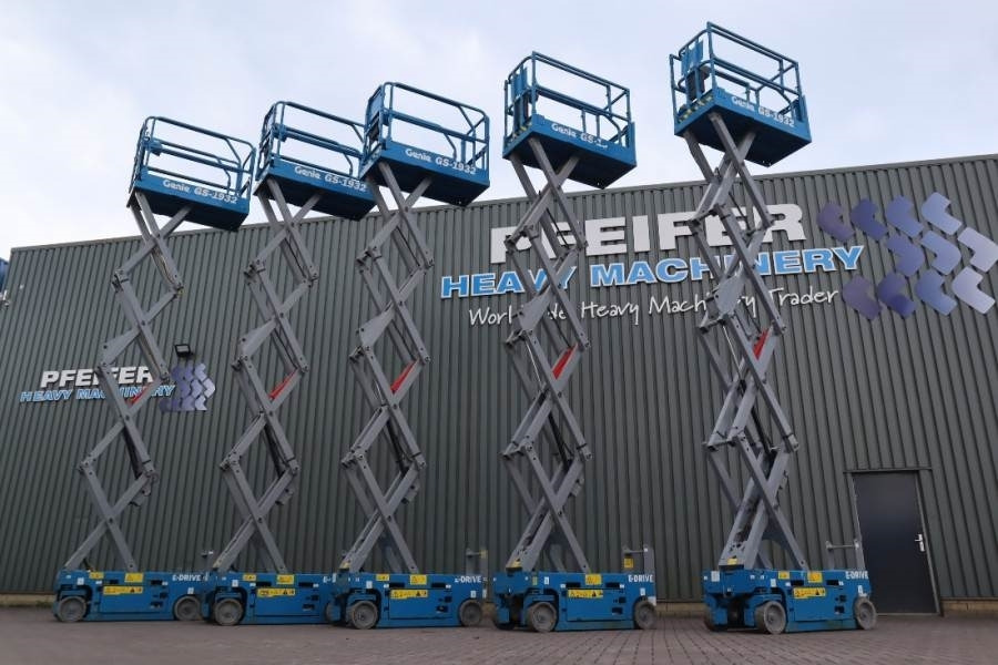 Plataforma de tijeras Genie GS1932 E-Drive Several In Stock, 8m Working Height: foto 9