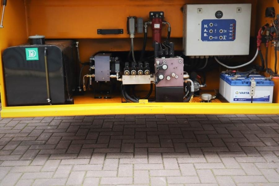 HAB S195-24 D4WDS Diesel, 4x4 Drive, 19.5m Working Hei - Plataforma de tijeras: foto 3 HAB S195-24 D4WDS Diesel, 4x4 Drive, 19.5m Working Hei - Plataforma de tijeras: foto 3