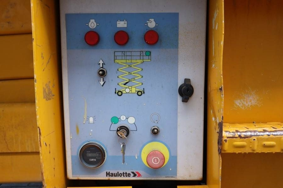 Haulotte H15SXL Diesel, 4x4 Drive, 15m Working Height, 500k - Plataforma de tijeras: foto 5 Haulotte H15SXL Diesel, 4x4 Drive, 15m Working Height, 500k - Plataforma de tijeras: foto 5