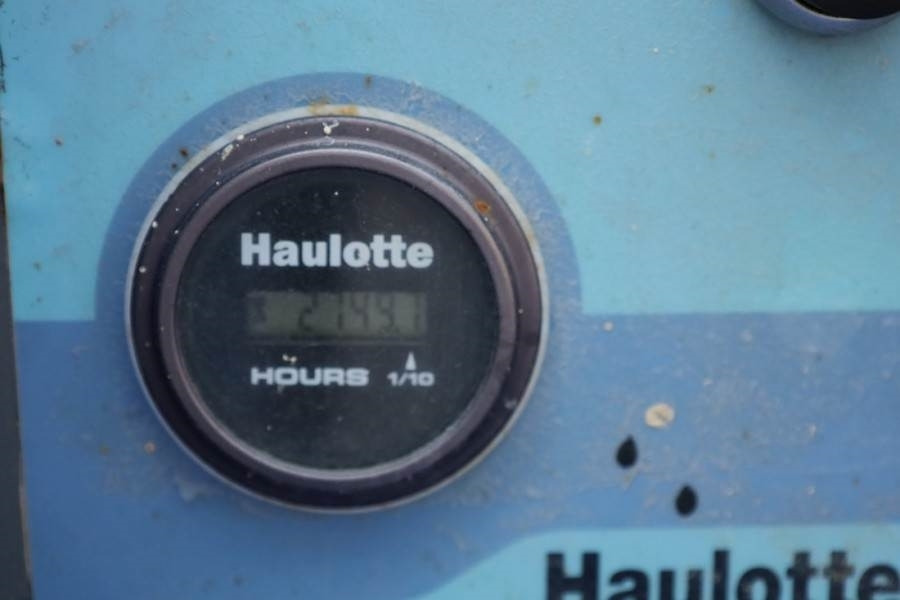 Plataforma de tijeras Haulotte H15SXL Diesel, 4x4 Drive, 15m Working Height, 500k: foto 5