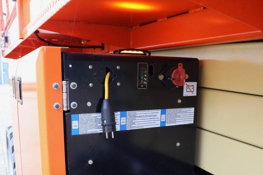 JLG ERT2669 Unused, Electric, 10m Working Height, 680k - Plataforma de tijeras: foto 5 JLG ERT2669 Unused, Electric, 10m Working Height, 680k - Plataforma de tijeras: foto 5