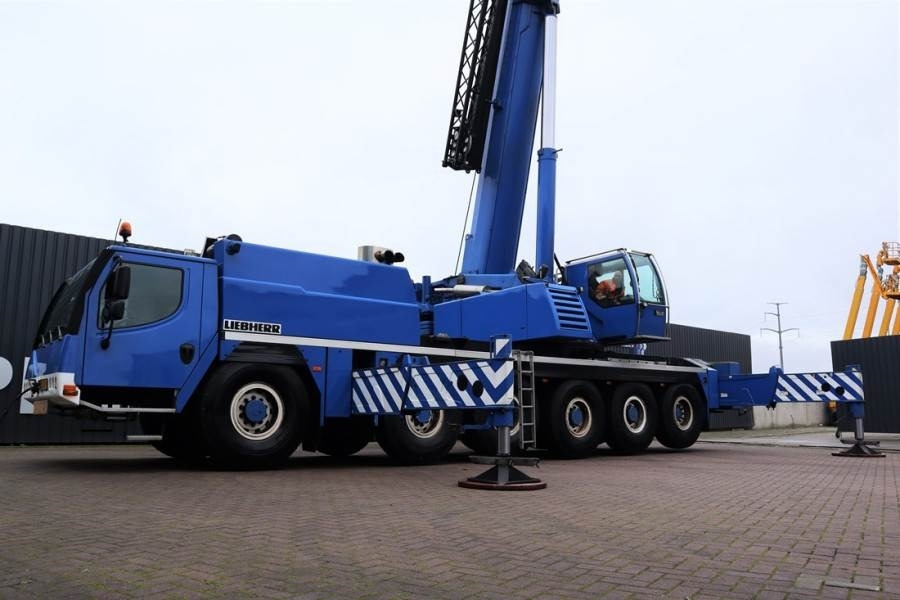 Liebherr LTM1150-6.1 Dutch Vehicle Registration, Valid Abom - Grúa todo terreno: foto 2 Liebherr LTM1150-6.1 Dutch Vehicle Registration, Valid Abom - Grúa todo terreno: foto 2