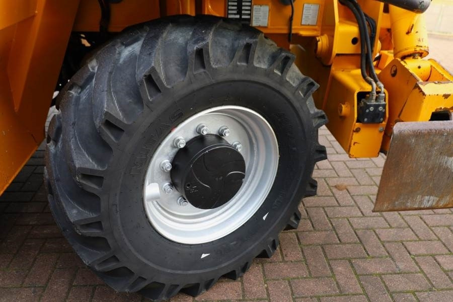 Manipulador telescópico Manitou MRT2150+ Diesel, 4x4x4 Drive, 5t Cap. 20.6m Boom,: foto 19 Manipulador telescópico Manitou MRT2150+ Diesel, 4x4x4 Drive, 5t Cap. 20.6m Boom,: foto 19