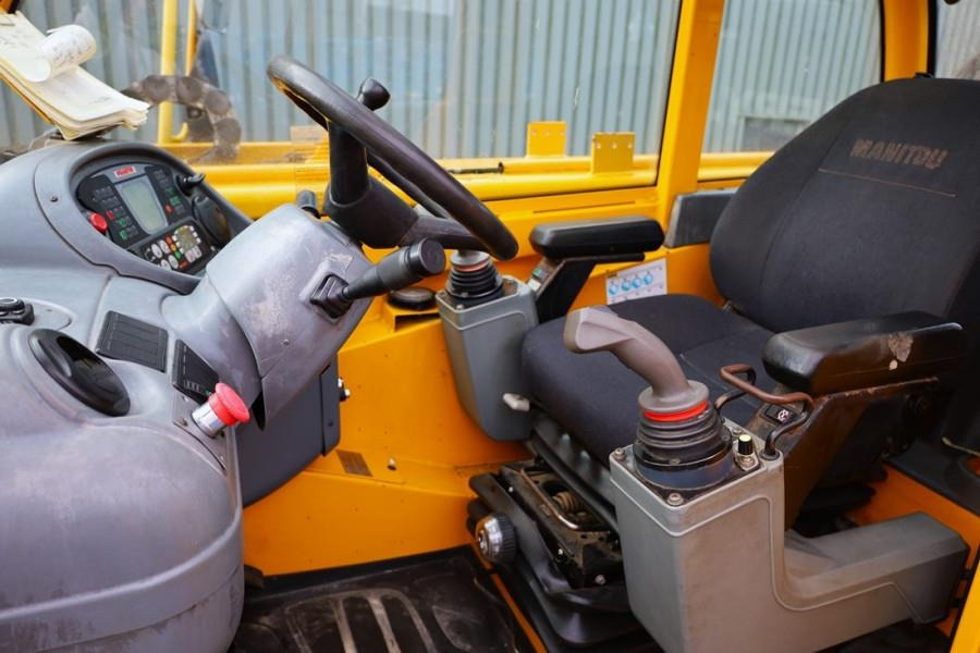 Manitou MRT2150 Privilege Diesel, 4x4x4 Drive, 5t Cap. 20. - Manipulador telescópico: foto 4 Manitou MRT2150 Privilege Diesel, 4x4x4 Drive, 5t Cap. 20. - Manipulador telescópico: foto 4