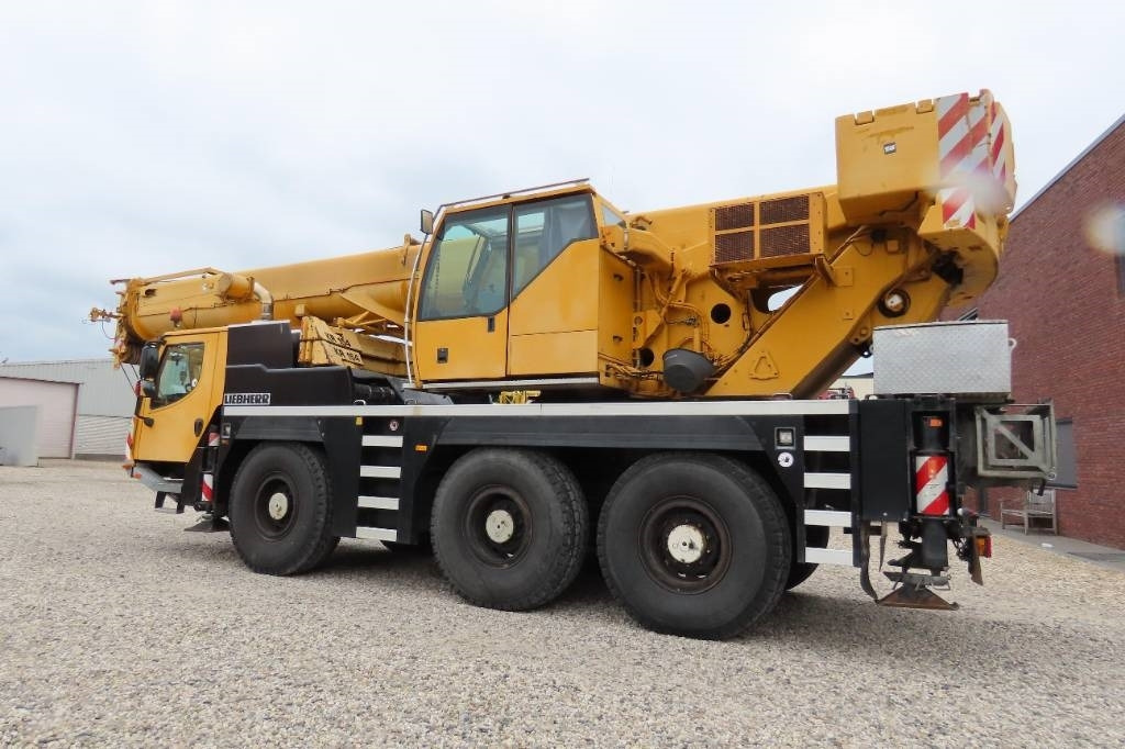 Liebherr LTM 1050-3.1 - Grúa todo terreno: foto 4 Liebherr LTM 1050-3.1 - Grúa todo terreno: foto 4